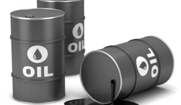 मध्य-पूर्व तनाव के बीच कच्चे तेल की कीमत 100 डॉलर प्रति बैरल के पार