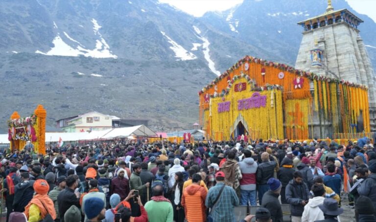 केदारनाथ धाम के कपाट खुले: हर-हर महादेव के जयघोष के साथ यात्रा का भव्य शुभारंभ
