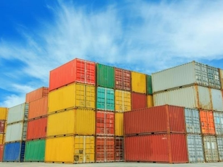 पश्चिम एशिया तनाव के बीच बड़ा फैसला: पेट्रोकेमिकल उत्पादों पर 30 जून तक कस्टम ड्यूटी पूरी तरह माफ