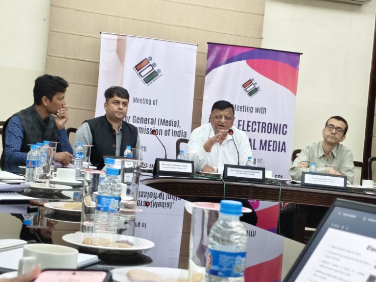 बंगाल चुनाव: पहले चरण के बाद सख्त हुआ आयोग, कैमरा डेटा सुरक्षा के नए निर्देश