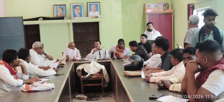 मीरजापुर में जल जीवन मिशन बैठक में हंगामा, पेयजल संकट पर प्रधानों ने जताई नाराजगी