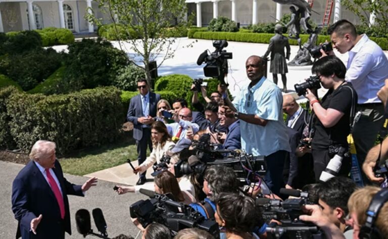 अमेरिका-ईरान तनाव बढ़ा, ट्रंप ने वार्ता से इनकार पर दी चेतावनी; होर्मुज जलडमरूमध्य में तनाव चरम पर