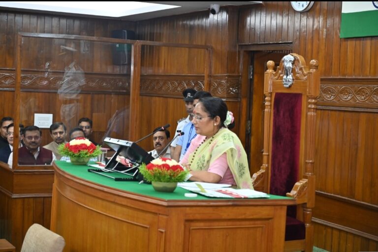 उत्तराखंड विधानसभा का विशेष सत्र शुरू: ‘नारी सम्मान’ पर चर्चा, धामी ने कांग्रेस पर साधा निशाना