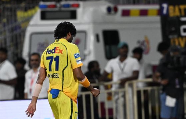 सीएसके को बड़ा झटका: खलील अहमद चोट के कारण आईपीएल 2026 से बाहर