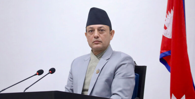 नेपाल में स्पीकर की गाड़ियों का कटा चालान, गलत लेन में चलने पर ट्रैफिक पुलिस की कार्रवाई