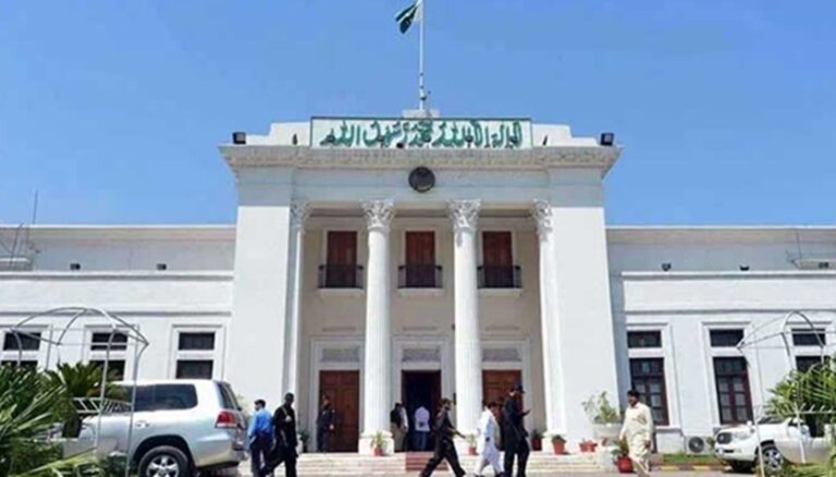 खैबर पख्तूनख्वा में नया नियम: विदेशी से शादी से पहले सरकारी अनुमति अनिवार्य