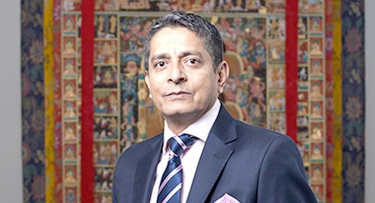 नेपाल इन्वेस्टमेंट मेगा बैंक के CEO ज्योति प्रकाश पाण्डे गिरफ्तार, ठगी मामले में कार्रवाई