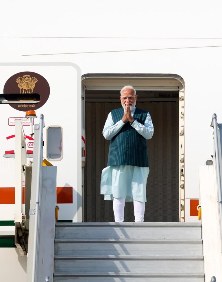 प्रधानमंत्री मोदी पांच देशों की यात्रा पर रवाना हुए