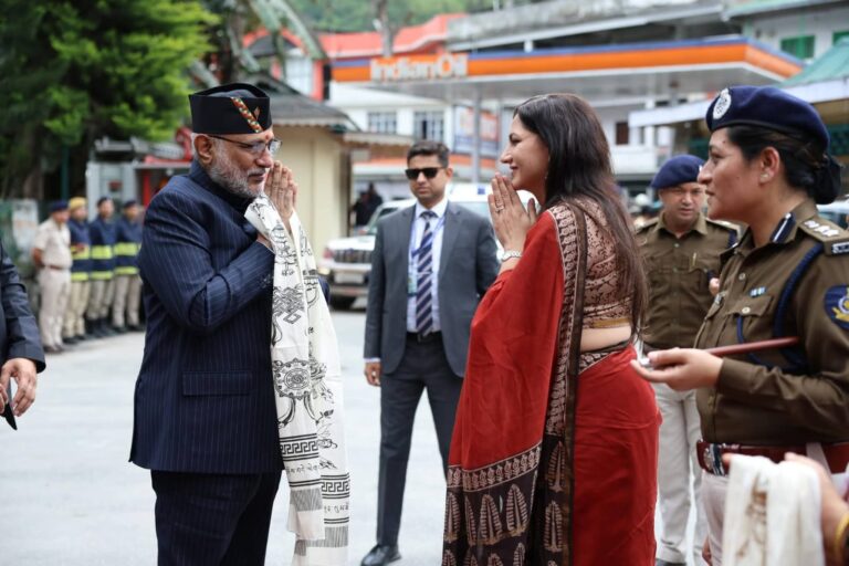 उपराष्ट्रपति सीपी राधाकृष्णन सिक्किम पहुंचे, रंगपो में हुआ भव्य स्वागत