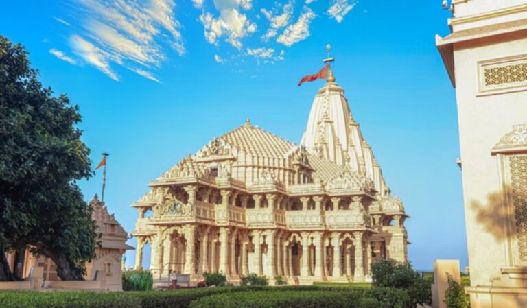 सोमनाथ मंदिर में आज कुंभाभिषेक के साक्षी बनेंगे प्रधानमंत्री मोदी, 11 पवित्र तीर्थों के जल से होगा शिखर अभिषेक