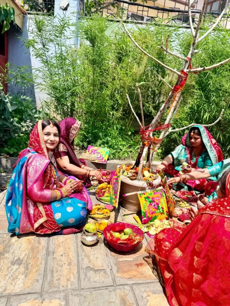 नेपाल के मिथिलांचल में श्रद्धा और उल्लास के साथ मनाया गया वट सावित्री पर्व