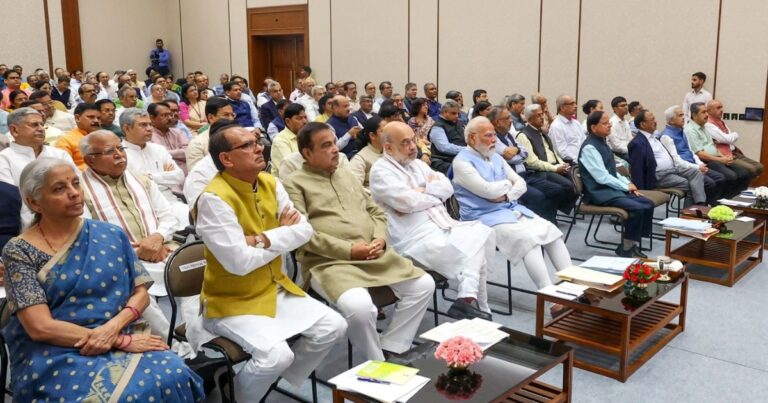 मंत्रिपरिषद की बैठक में ‘विकसित भारत’ विजन पर चर्चा, PM मोदी बोले- ईज ऑफ लिविंग और सुधारों पर रहा फोकस