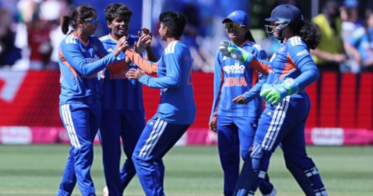 इंग्लैंड के खिलाफ निर्णायक टी-20 में दमदार वापसी करेगा भारत, स्पिनर श्री चरणी का भरोसा