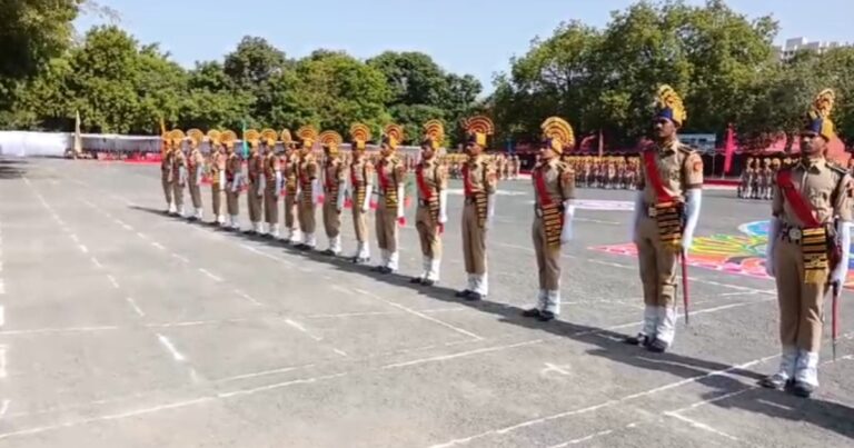 इंदौर में 617 नव आरक्षकों का दीक्षांत समारोह संपन्न, डीजीपी कैलाश मकवाना ने ली परेड की सलामी