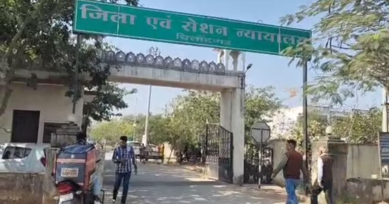 नाबालिग के अपहरण और दुष्कर्म मामले में दो दोषियों को 20-20 साल की सजा, कोर्ट ने लगाया 3.40 लाख का जुर्माना