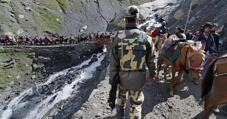 अमरनाथ यात्रा 2026 से पहले CRPF का बड़ा सुरक्षा अभियान, घाटी में बढ़ी आतंकवाद विरोधी कार्रवाई
