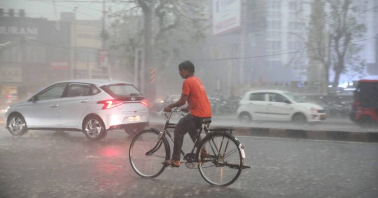 मध्य प्रदेश में मानसून 10 दिन लेट, 44% कम बारिश से बढ़ी किसानों की चिंता