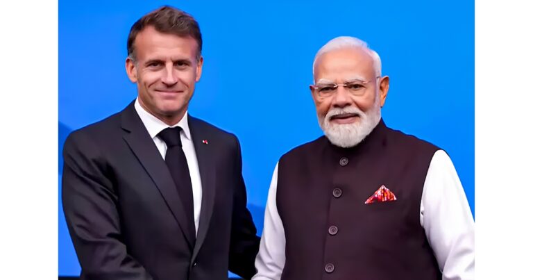 फ्रांस में राष्ट्रपति मैक्रों से मिले प्रधानमंत्री मोदी, बोले- साझा सोच और भरोसे पर टिका है भारत-फ्रांस संबंध
