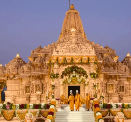 rebb8li_ram-mandir_625x300_25_June_26